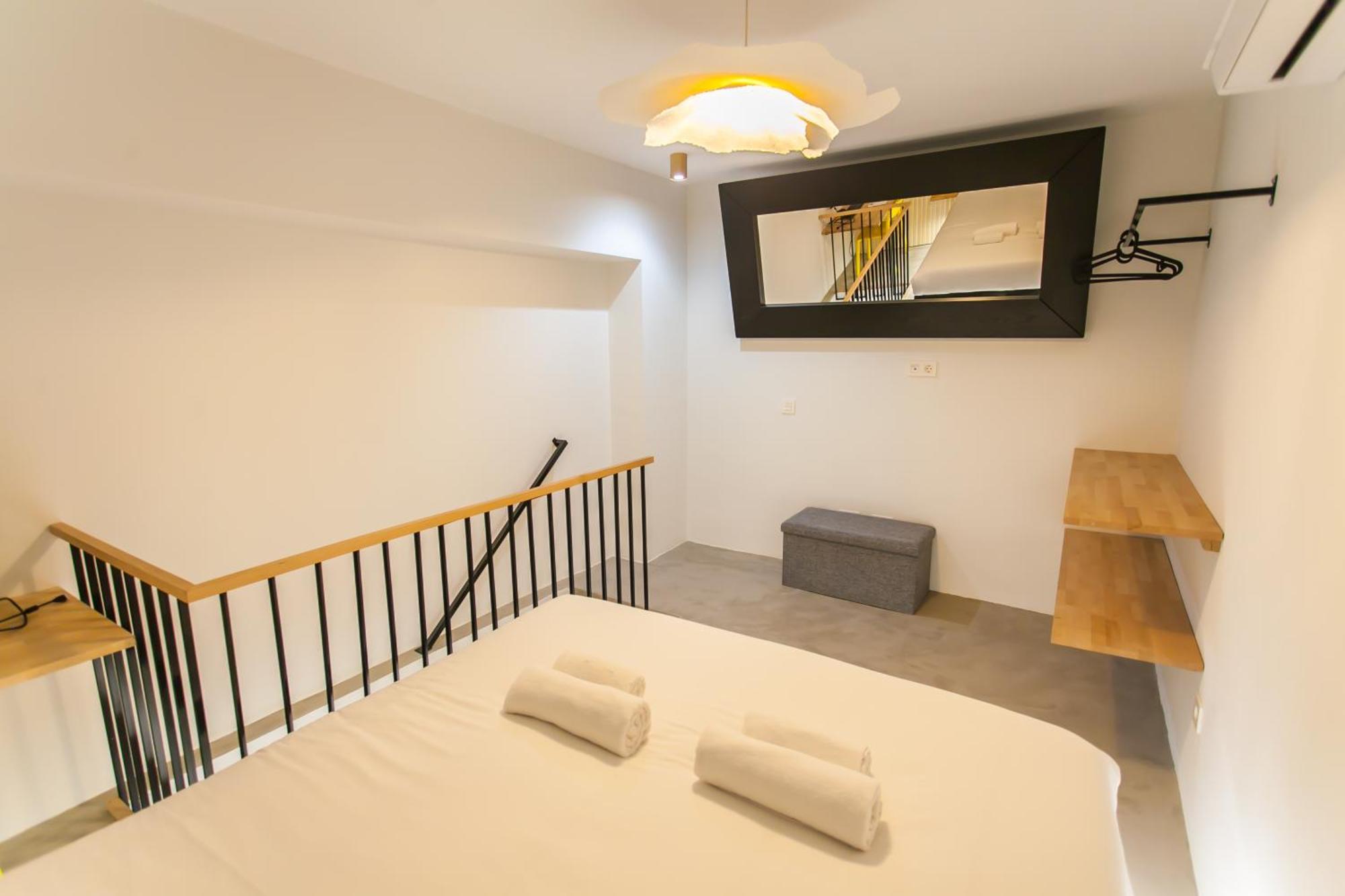 Guernica Luxury Duplex - Location, Light, And Art Lejlighed Madrid Eksteriør billede