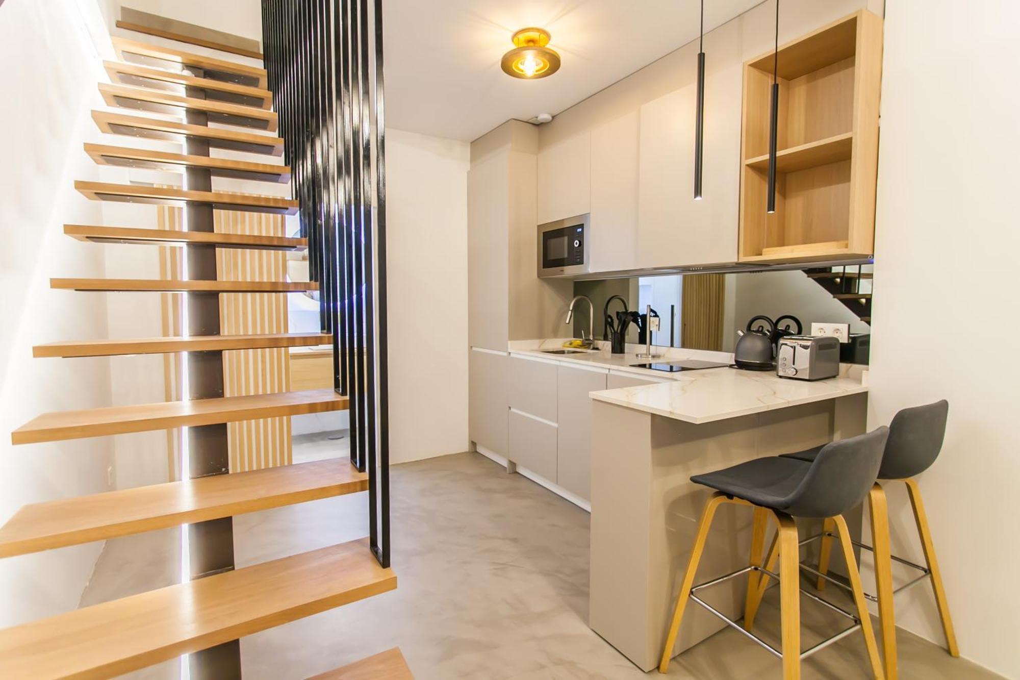 Guernica Luxury Duplex - Location, Light, And Art Lejlighed Madrid Eksteriør billede